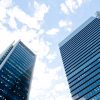会社は実際に形のある「物」ではないという ことだ。会社を設立したことがない多くの人 には、このことがよくわかっていない。  会社というのは、実質的には弁護士事務所の ファイルキャビネットに入っている、何枚か の法的書類をとじ込んだ一通のファイルにす ぎない。